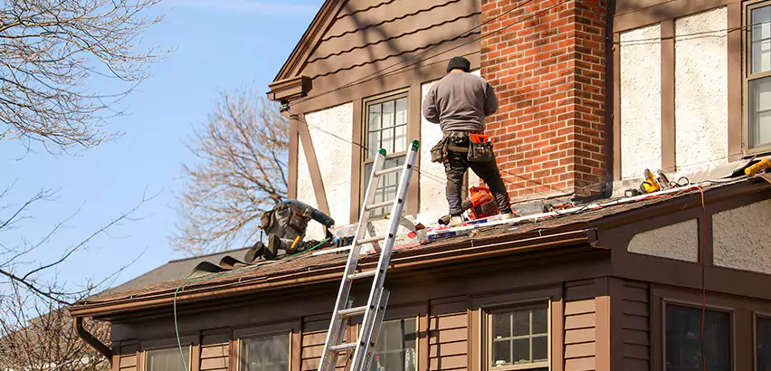 Roof Siding Trim Repair in Mount Prospect