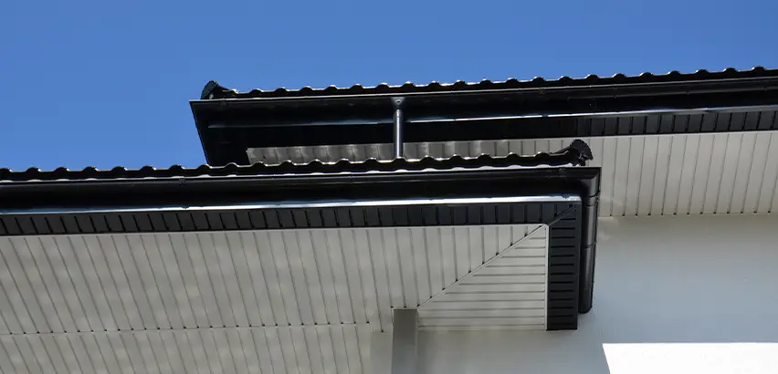 Box Eave Construction in Mount Prospect